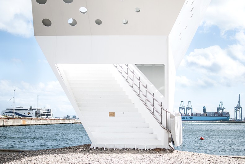 neverleavetheclouds.aarhus.B6