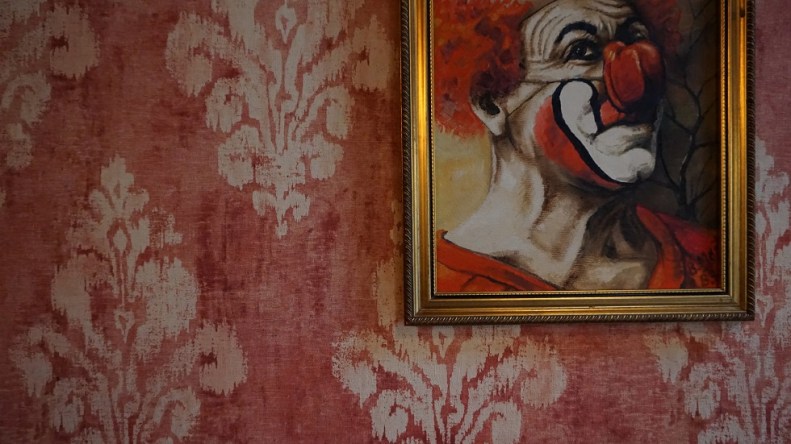 neverleavetheclouds_night_kitchen_05