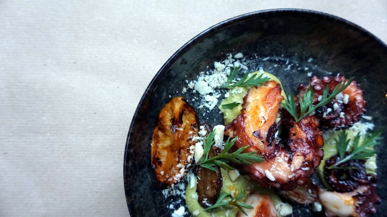 neverleavetheclouds_night_kitchen_06