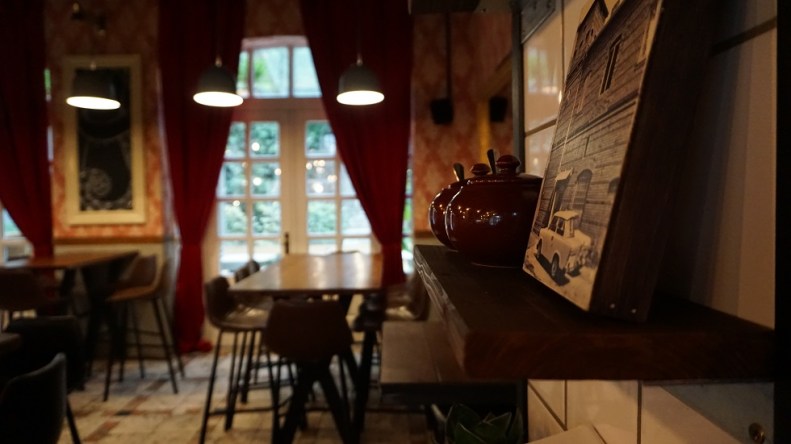 neverleavetheclouds_night_kitchen_09